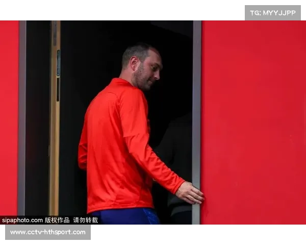 法兰克福主帅托普默勒：圣保利作风顽强 具挑战性