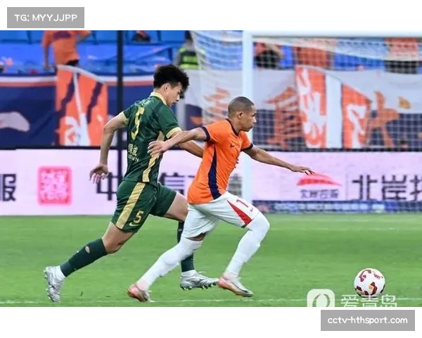 青岛海牛1-4惨败浙江队，王钰栋梅开二度